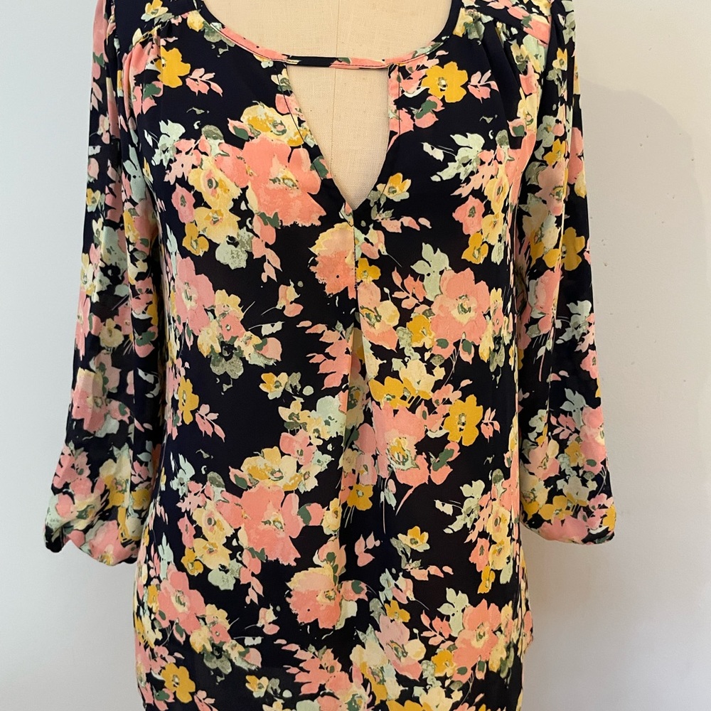 Kaari blue floral blouse